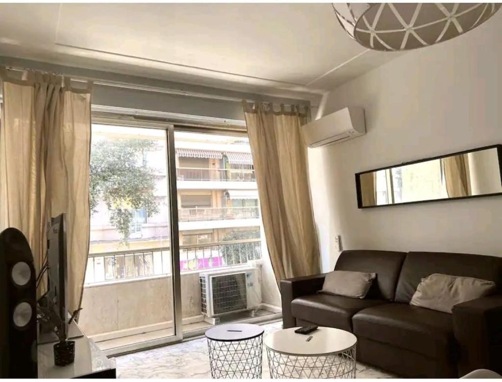 - Promenade Des Anglais - Climatise, 4 Pers Apartment Nice Bagian luar foto