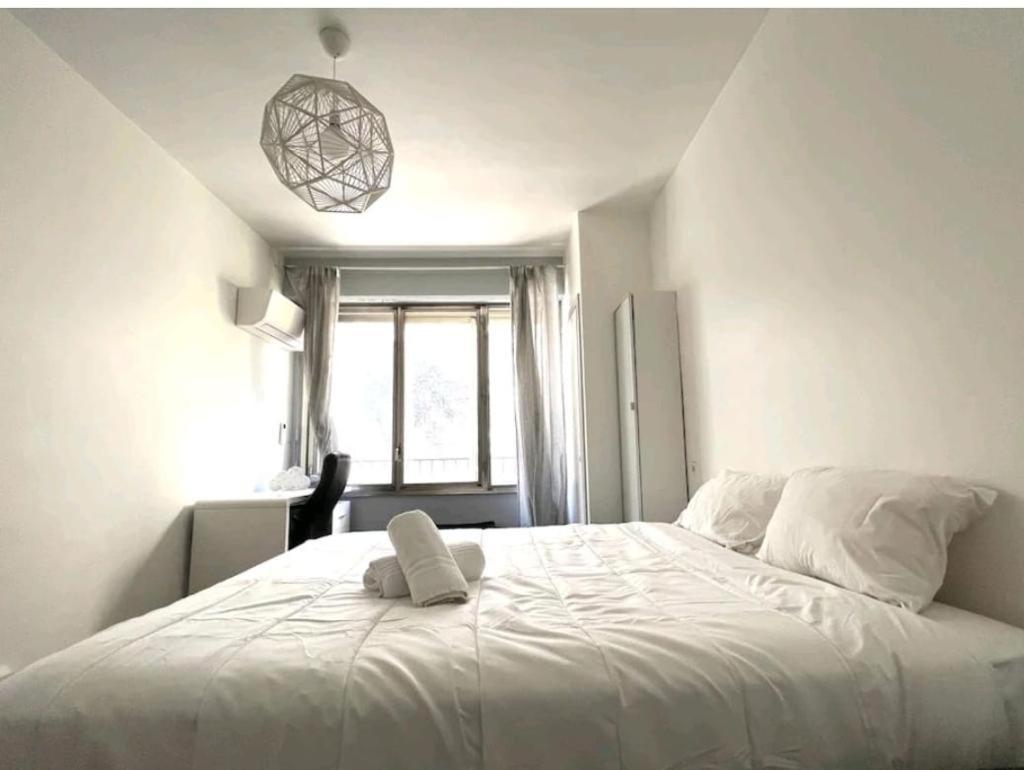 - Promenade Des Anglais - Climatise, 4 Pers Apartment Nice Bagian luar foto