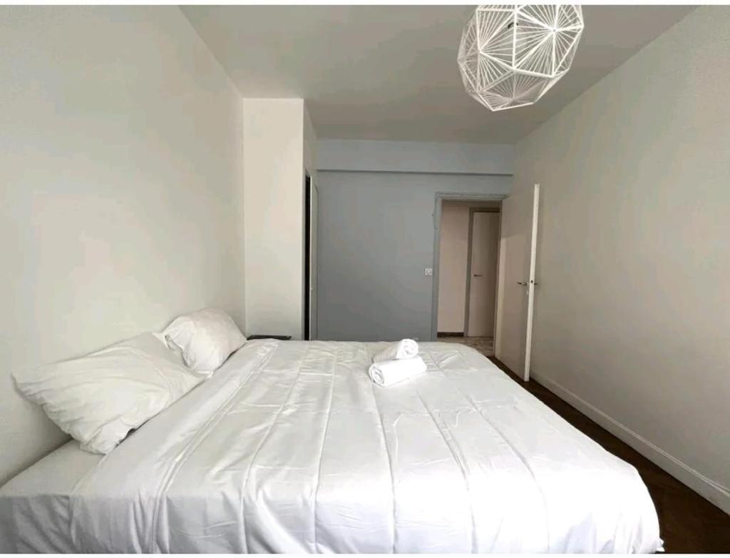 - Promenade Des Anglais - Climatise, 4 Pers Apartment Nice Bagian luar foto